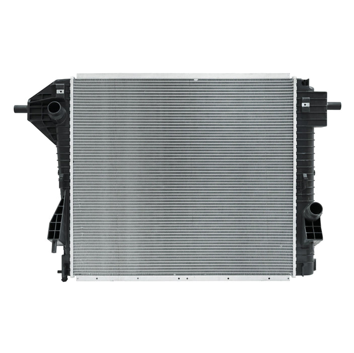2010 Ford F-550 Super Duty 5.4L V8 Radiator | CSF3796