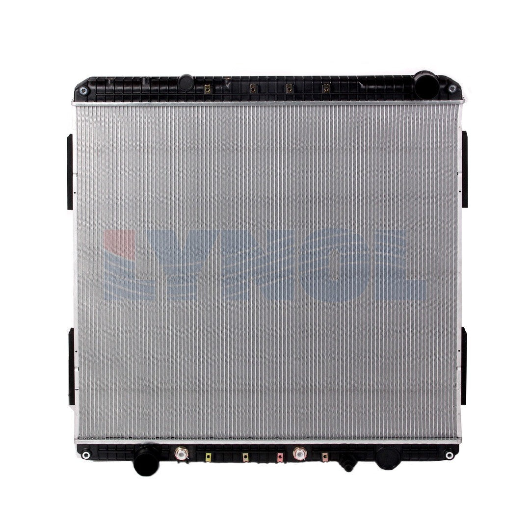 2013 Freightliner Cascadia ISC 8.3L Radiator — RadiatorNow