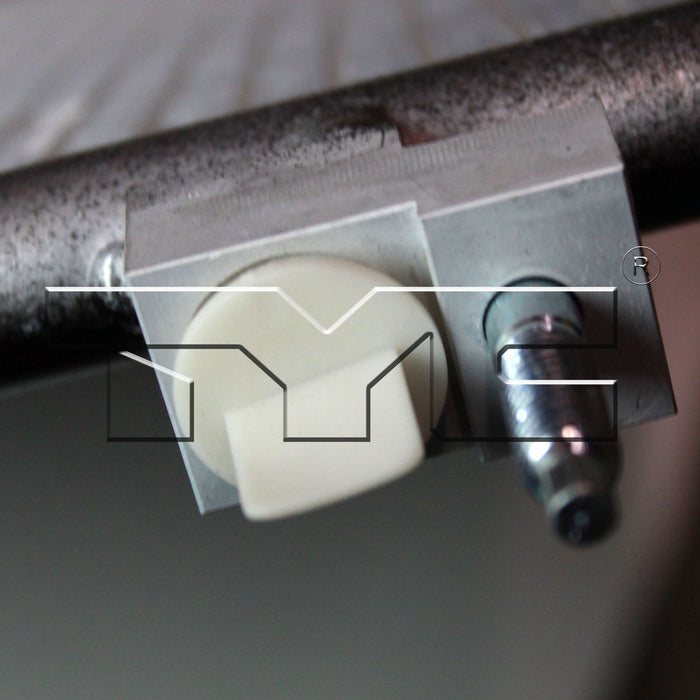 2010 Cadillac SRX 3.0L V6 Condenser | TYC3865 - view 4