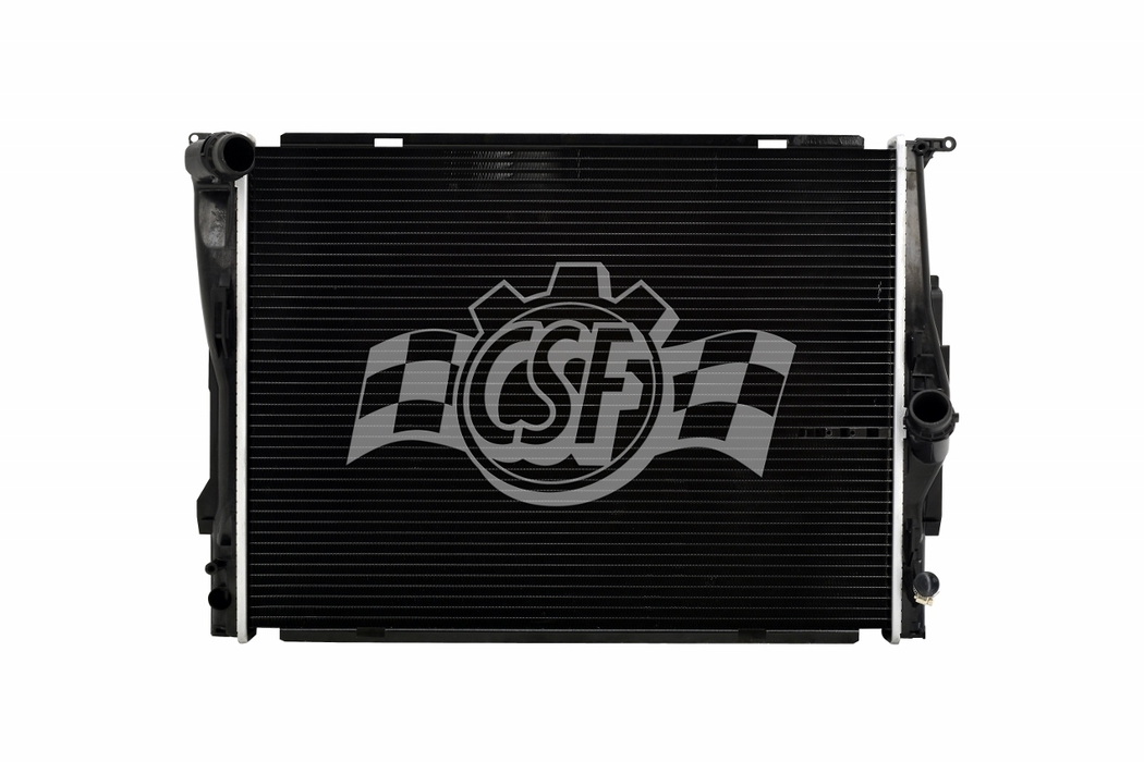 Radiador BMW 323i 2.5L L6 2010