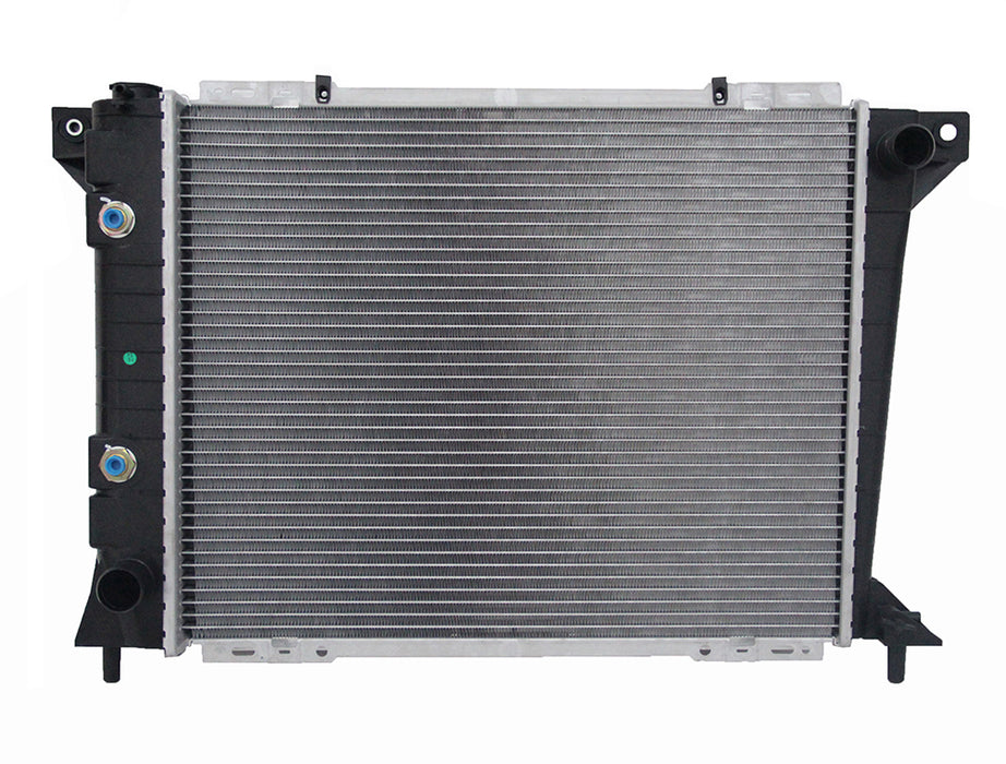 1990 Ford Thunderbird Equipado 3.8L V6 Radiator - Naturally Aspirated