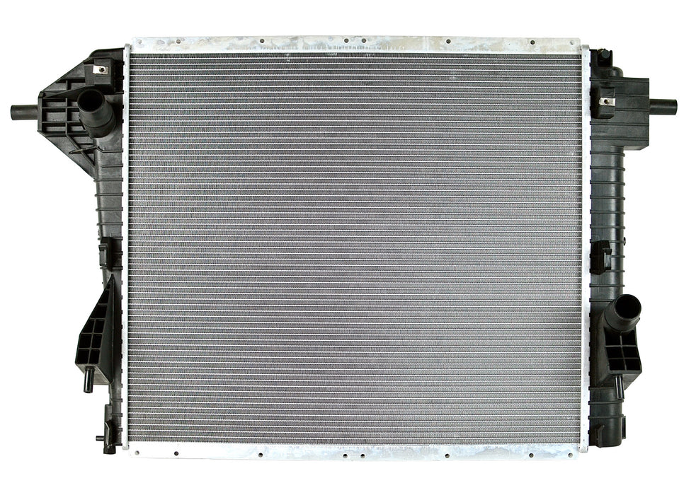 2009 Ford F-550 Super Duty 6.8L V10 Radiator