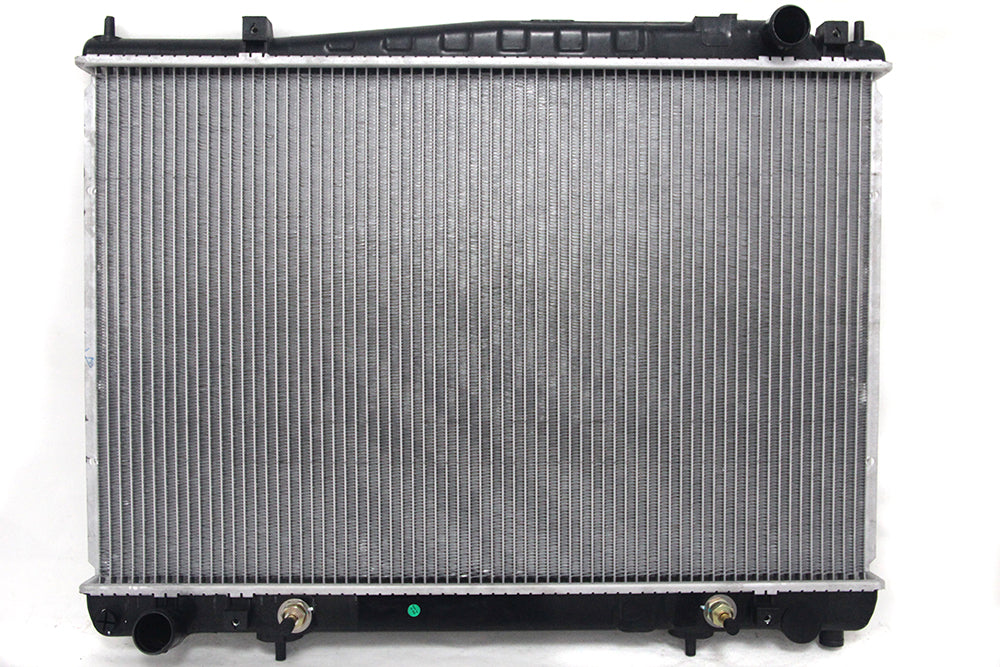 2004 Infiniti Q45 4.5L V8 Radiator