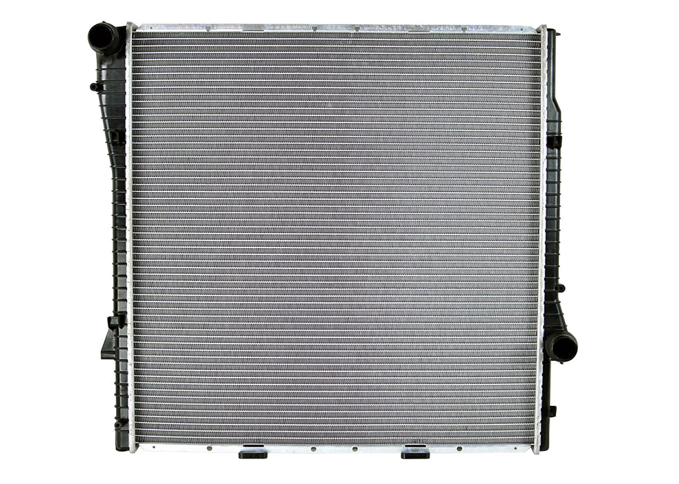 2001 BMW X5 3.0L L6 Radiator - Manual